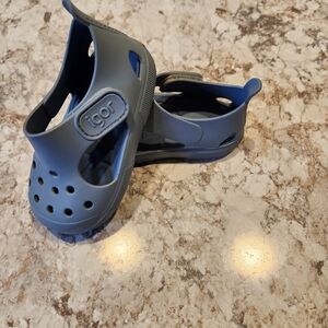 Blue Igor Shoes Toddler SIZE: 5